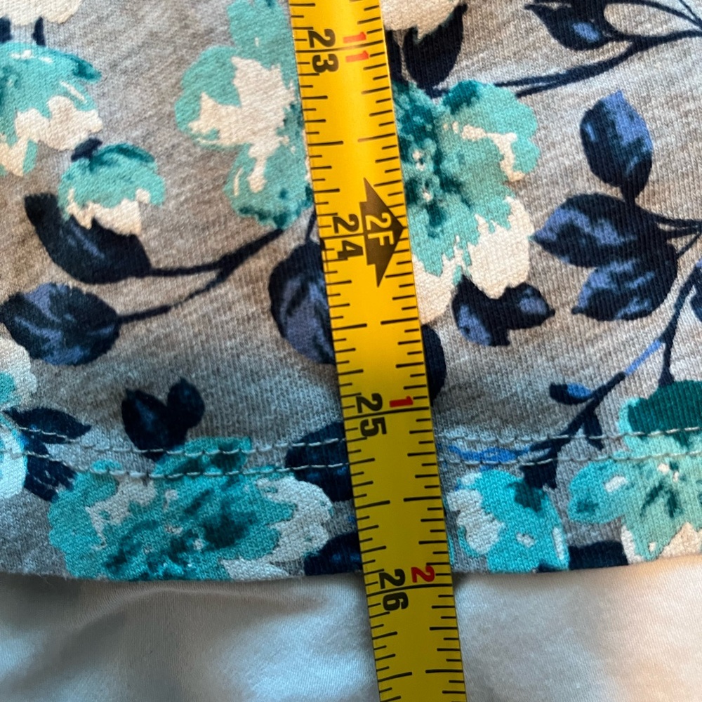 Floral T Shirt - Picture 4 of 5